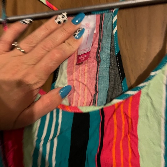 Tank Top Bundle - Picture 5 of 5